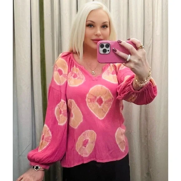 NWT! Oversized Ballon Sleeve Lightweight Notch Neck Pink Tie Dye Circles Top! - Picture 3 of 7